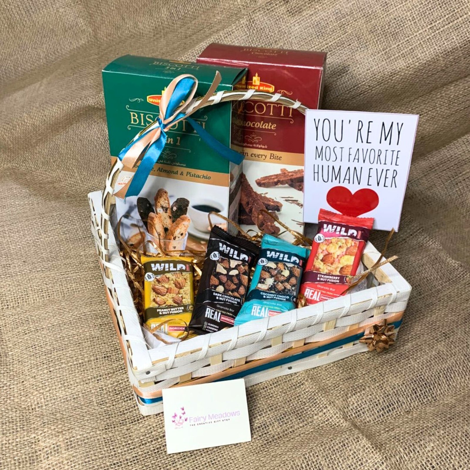 Biscotti Crunch Affair Basket